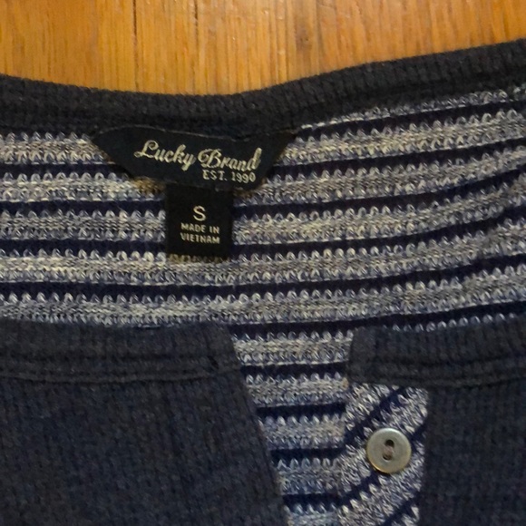 🎉Host Pick🎉Like-New Lucky Navy Blue/Grey thermal Henley Top - Picture 2 of 5